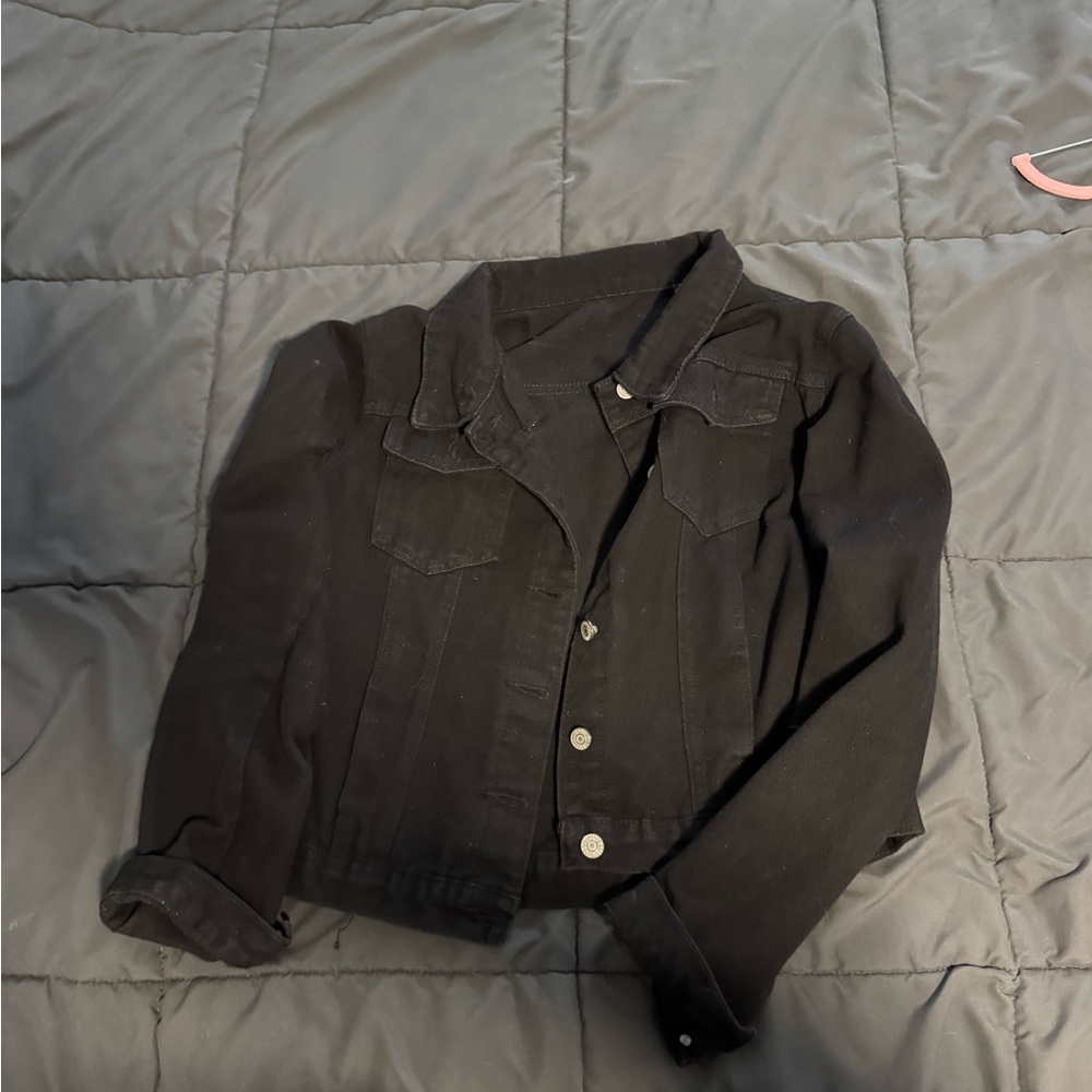 SHEIN Black Button-Up Jacket